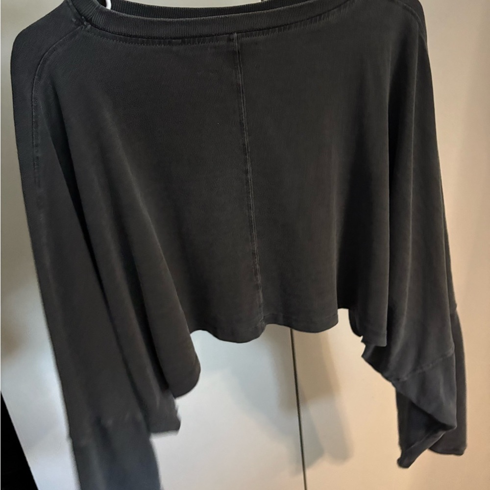 Joah Brown Charcoal Cropped Sweatshirt - Picture 5 of 5